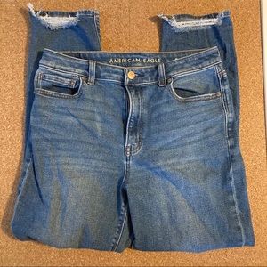 American Eagle Mom Jeans